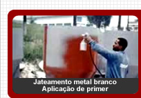 Jateamento metal branco - Aplicação de primer